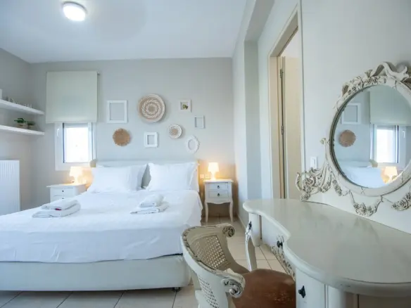 3-bedroom Villa In Neapoli, Greece (250 M²)