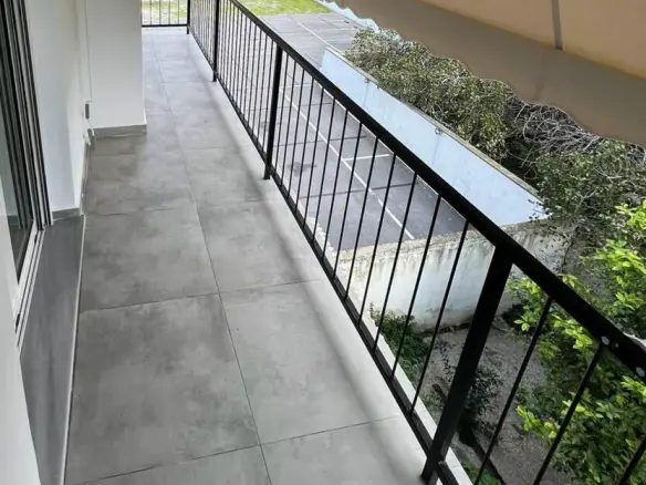 1-bedroom Flat In Neo Faliro, Greece (53 M²)