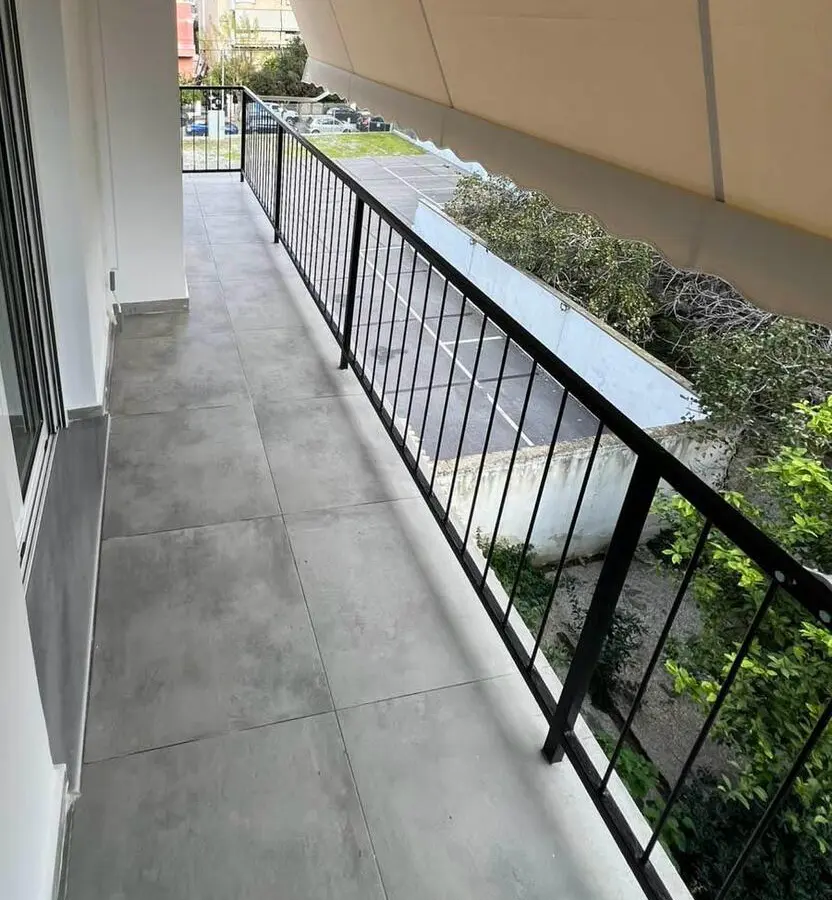 1-bedroom Flat In Neo Faliro, Greece (53 M²)