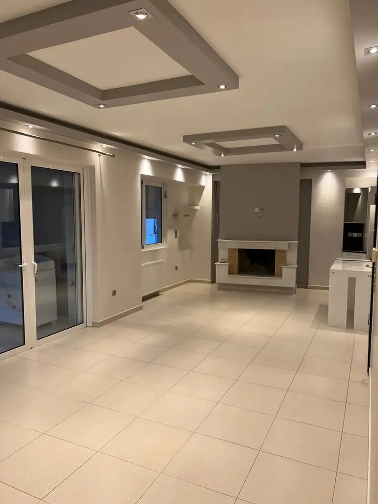 Flat Of 96 M² In Athens