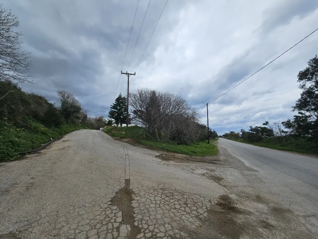 Land Of 2005 M² In Crete