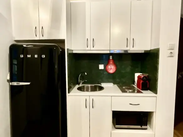 1-bedroom Flat In Kolonaki – Lykavittos, Greece (26 M²)