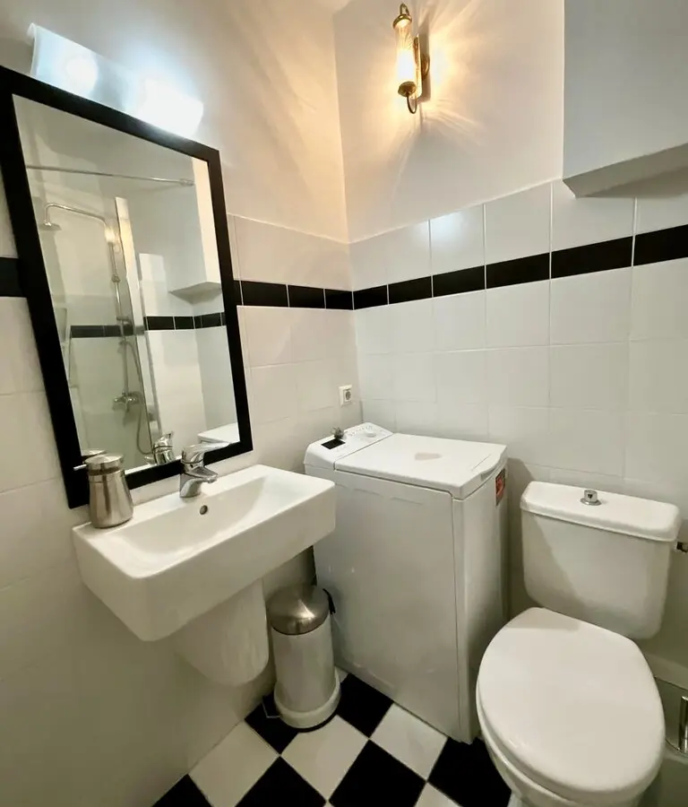 1-bedroom Flat In Kolonaki – Lykavittos, Greece (26 M²)