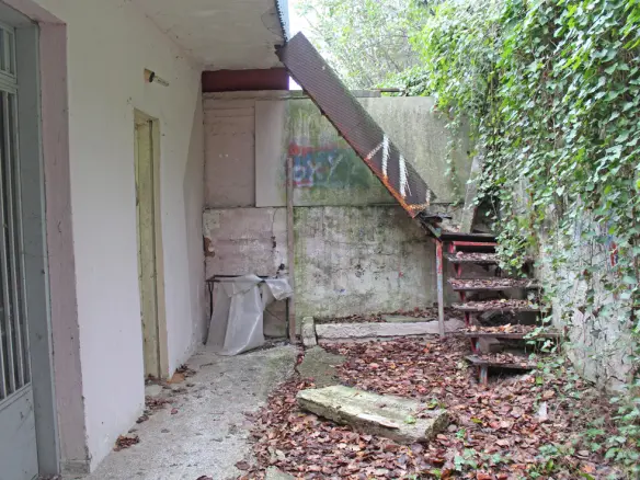 Business In Methoni, Greece (130 M²)