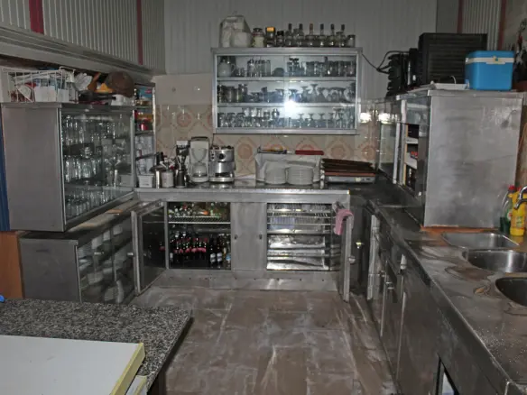 Business In Methoni, Greece (130 M²)