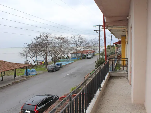 Business Of 130 M² In Olympic Coast