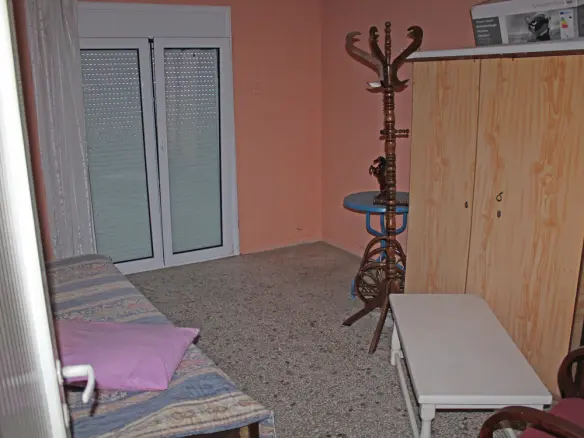 Business In Methoni, Greece (130 M²)
