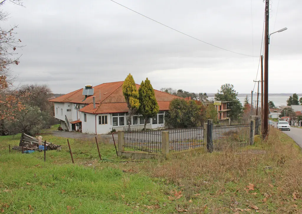 Commercial Property Of 500 M² On The Olympic Coast