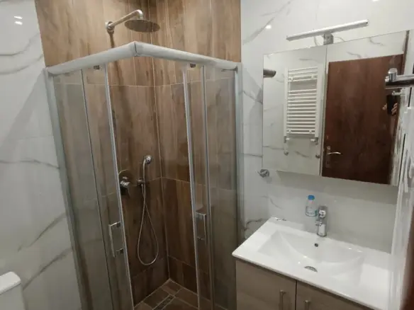 Flat In Center Of Thessaloniki, Greece (70 M²)