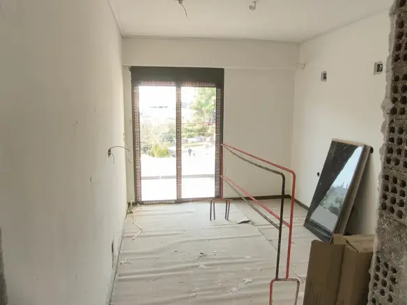 3-bedroom Flat In Nea Smyrni, Greece (115 M²)