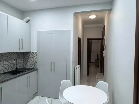 Flat In Center Of Thessaloniki, Greece (70 M²)