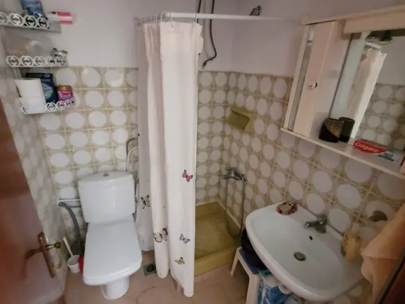 2-bedroom Flat In Agios Georgios, Greece (50 M²)