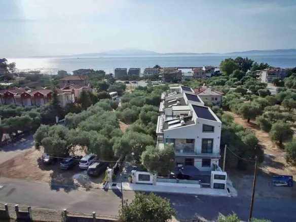 Complex In Thasos, Greece (475 M²)