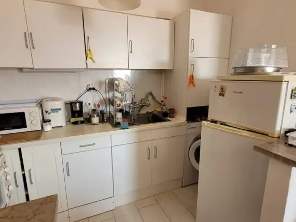 2-bedroom Flat In Agios Georgios, Greece (70 M²)