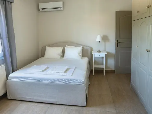4-bedroom Maisonette In Markopoulo, Greece (220 M²)