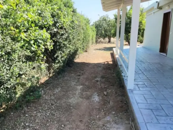 1-bedroom Detached House In Koropi, Greece (50 M²)
