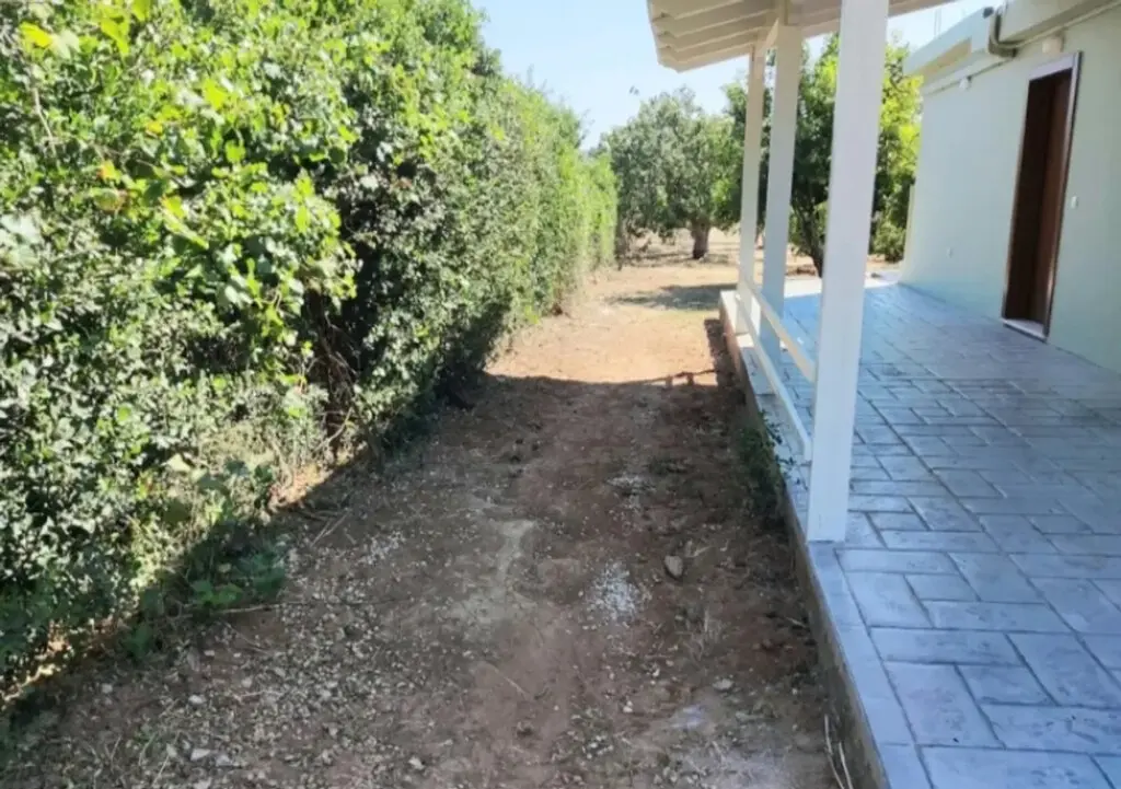 1-bedroom Detached House In Koropi, Greece (50 M²)