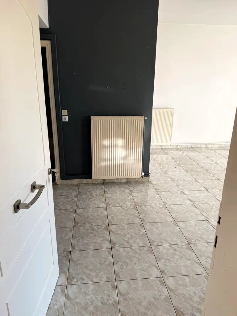 2-bedroom Flat In Palaia Fokaia, Greece (80 M²)