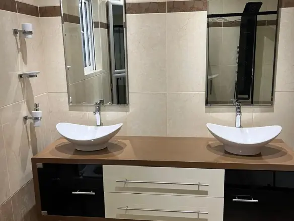 2-bedroom Flat In Dafni, Greece (96 M²)
