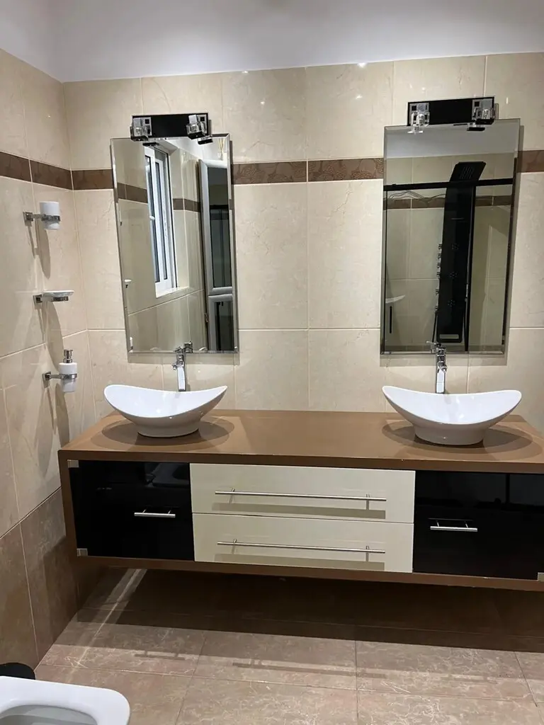 Flat Of 96 M² In Athens