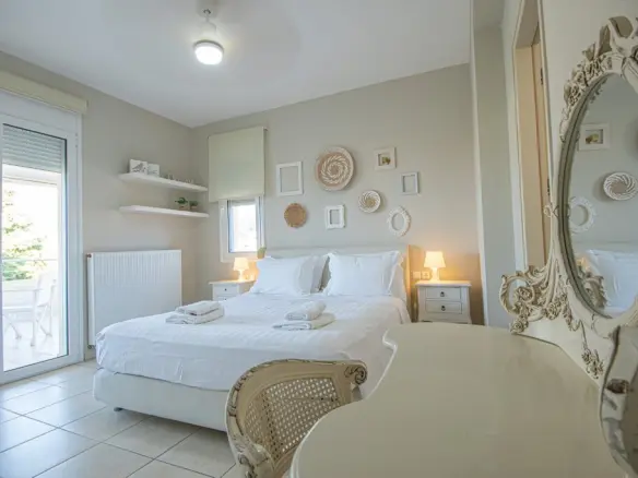 3-bedroom Villa In Neapoli, Greece (250 M²)
