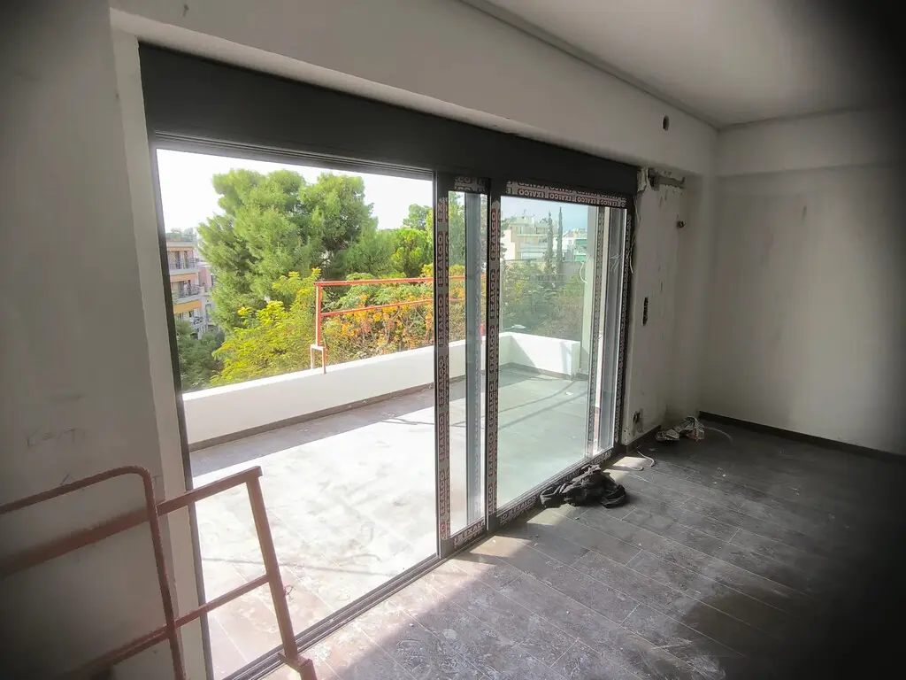 Apartment Of 115 M² In Athens