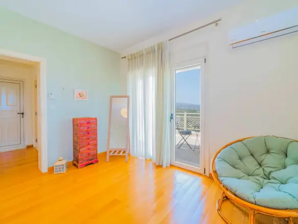 Villa In Arkadi, Greece (525 M²)