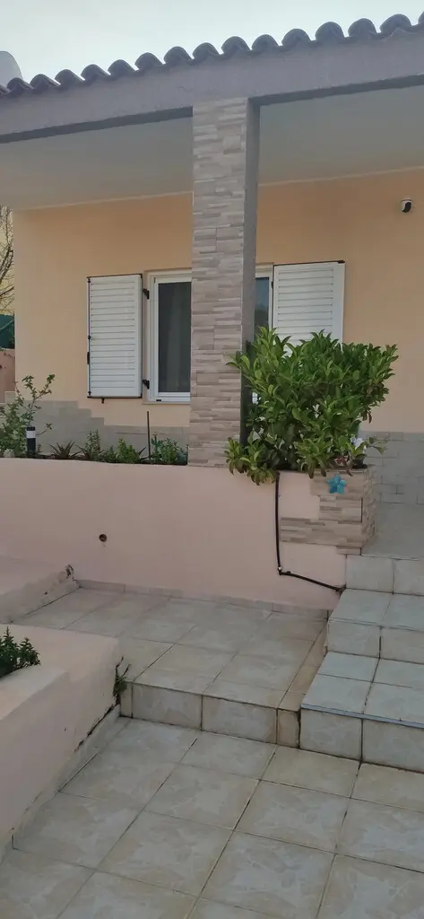 1-bedroom Detached House In Lavrio, Greece (87 M²)