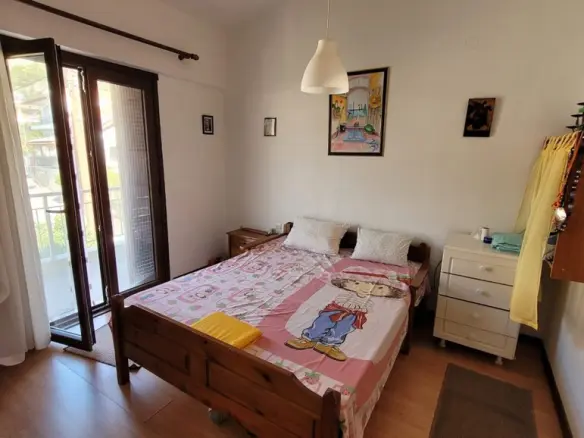 2-bedroom Flat In Agios Georgios, Greece (70 M²)