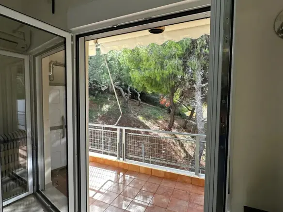 1-bedroom Flat In Saronida, Greece (50 M²)