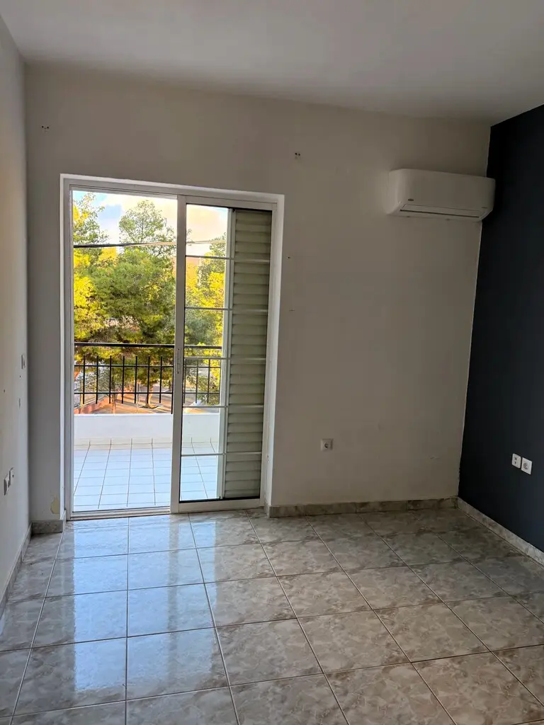 2-bedroom Flat In Palaia Fokaia, Greece (80 M²)
