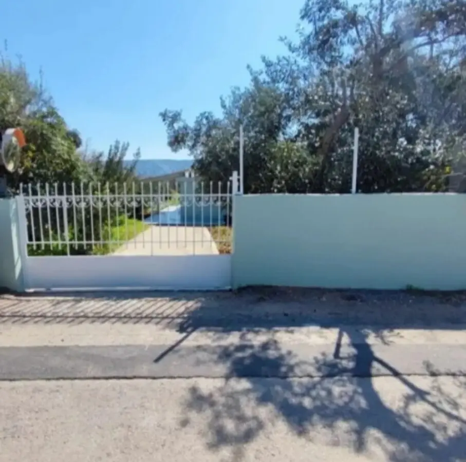 1-bedroom Detached House In Koropi, Greece (50 M²)