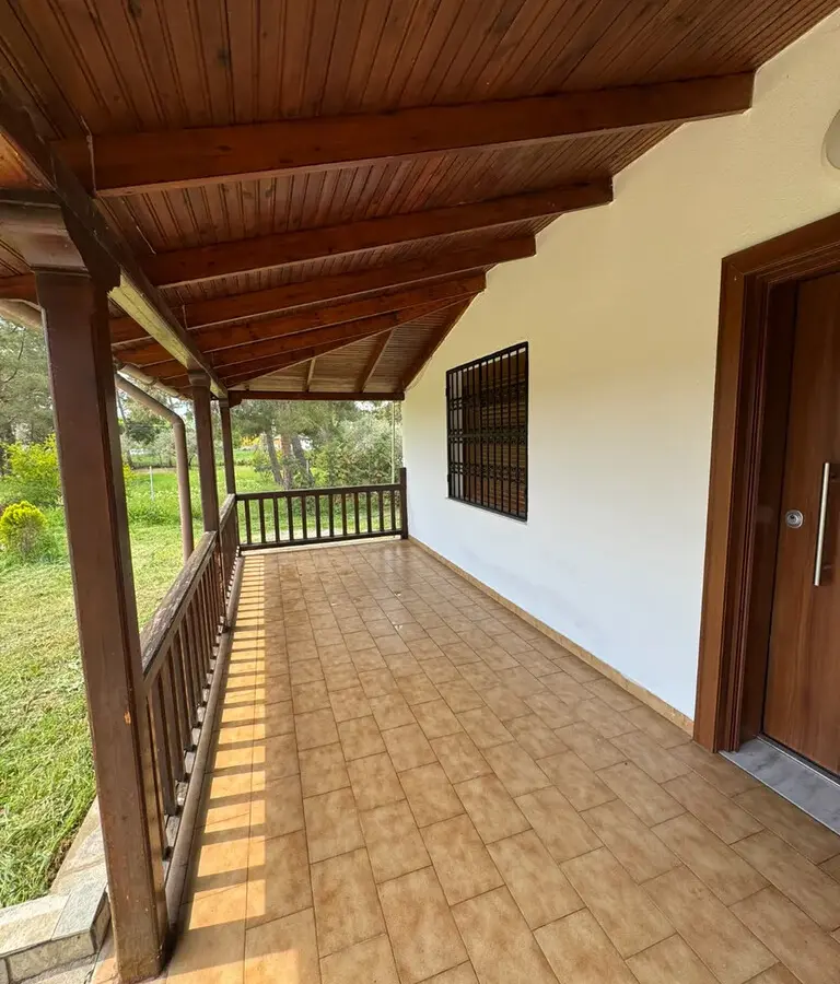 2-bedroom Detached House In Thermi, Greece (230 M²)