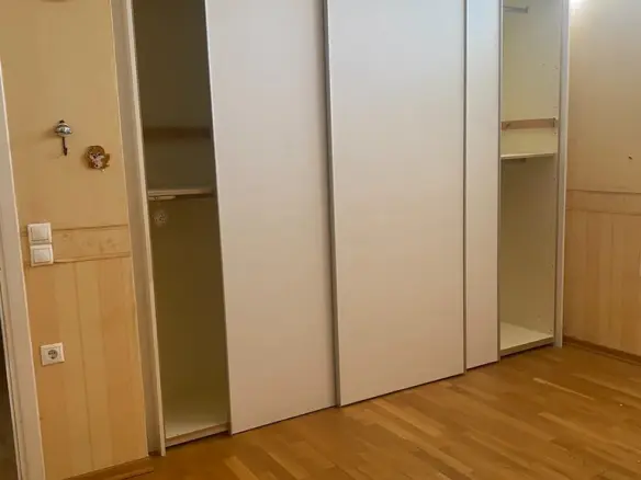 2-bedroom Detached House In Gazi, Greece (205 M²)