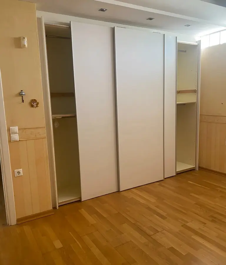 2-bedroom Detached House In Gazi, Greece (205 M²)