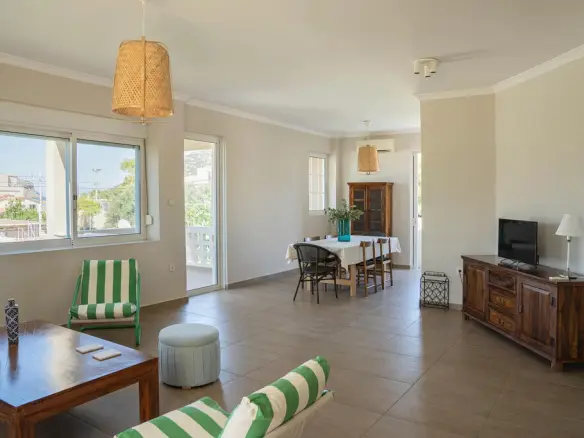 4-bedroom Maisonette In Markopoulo, Greece (220 M²)