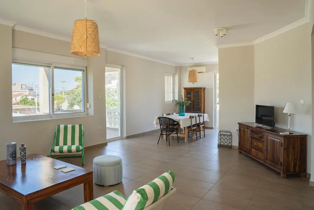 Maisonette Of 220 M² In Attica