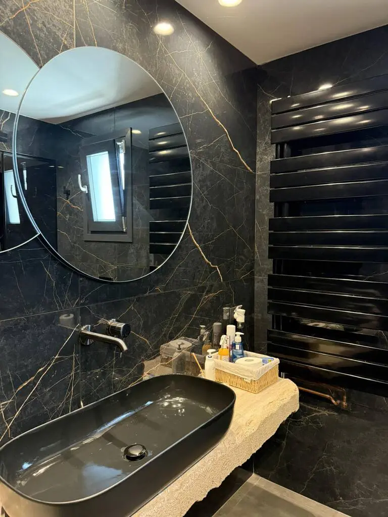 2-bedroom Complex In Santorini, Greece (350 M²)