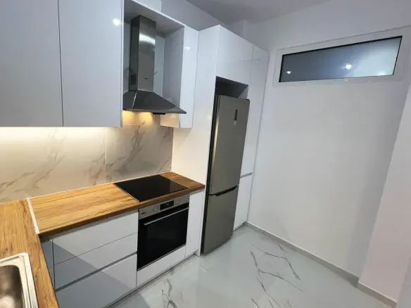 1-bedroom Flat In Neo Faliro, Greece (53 M²)