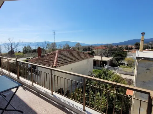 2-bedroom Flat In Agios Georgios, Greece (70 M²)