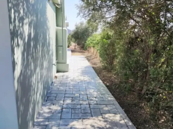 1-bedroom Detached House In Koropi, Greece (50 M²)