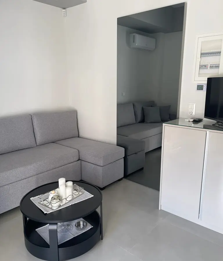 Flat In Moschato, Greece (24 M²)