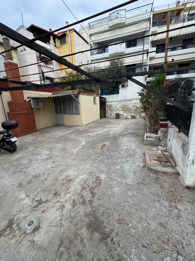 2-bedroom Detached House In Polichni, Greece (75 M²)