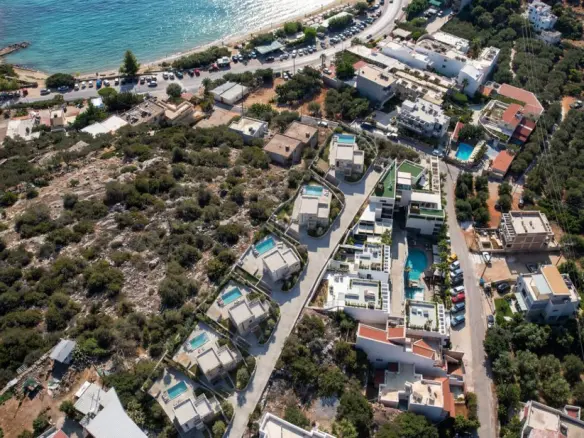 2-bedroom Villa In Agios Nikolaos, Greece (109 M²)