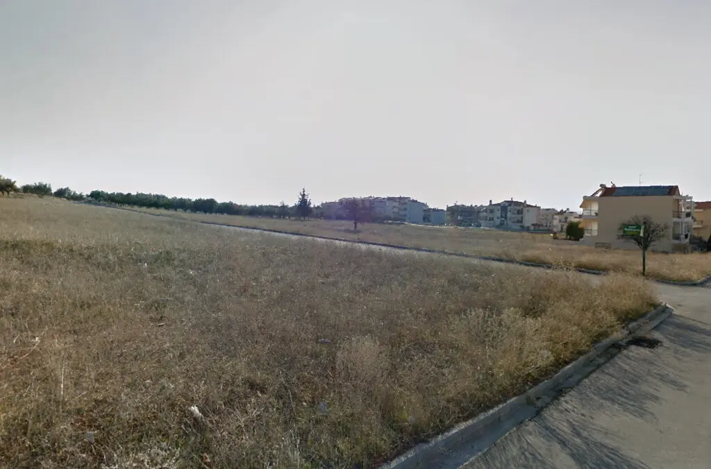 Land Of 1650 M² In The Suburbs Of Thessaloniki