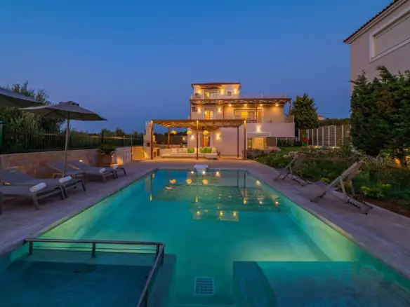 Villa In Arkadi, Greece (525 M²)