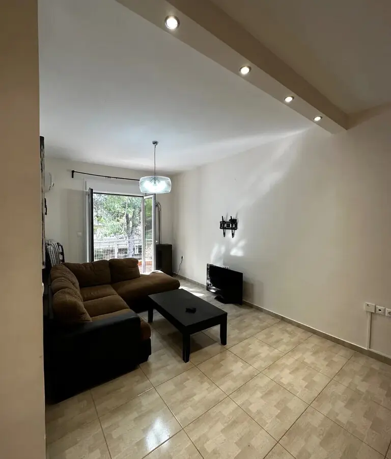 1-bedroom Flat In Saronida, Greece (50 M²)