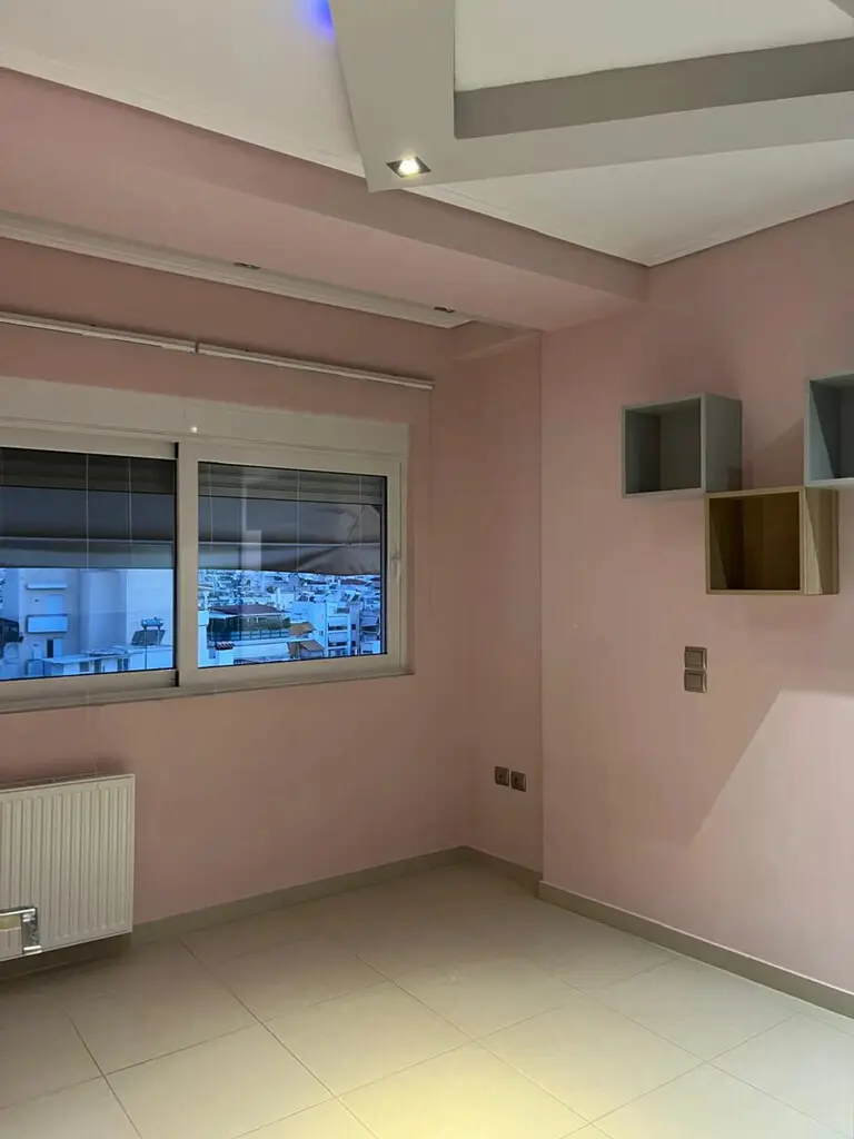 Flat Of 96 M² In Athens