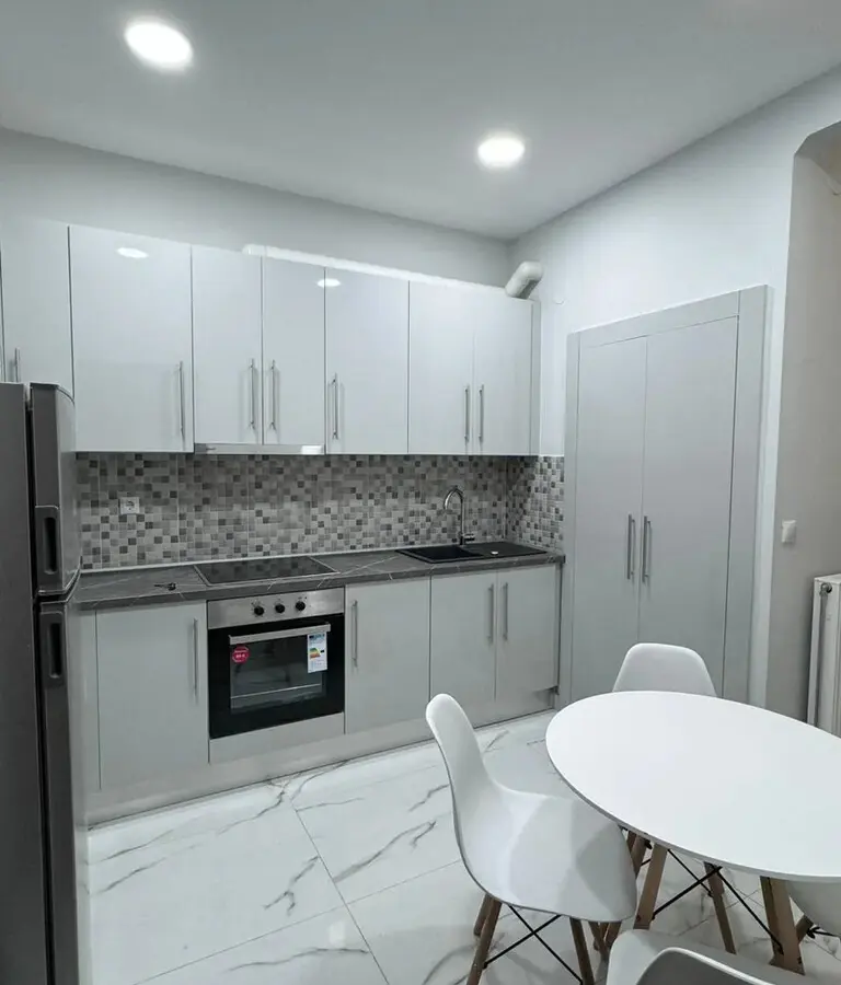 Flat In Center Of Thessaloniki, Greece (70 M²)