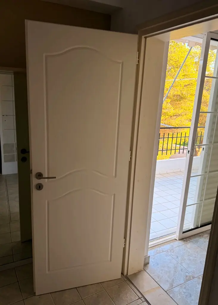2-bedroom Flat In Palaia Fokaia, Greece (80 M²)